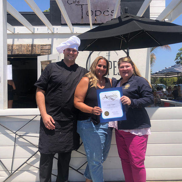 Cafe Topes Receives Certificate of Recognition
