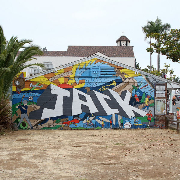 Carlsbad Art Wall Brings Together Community