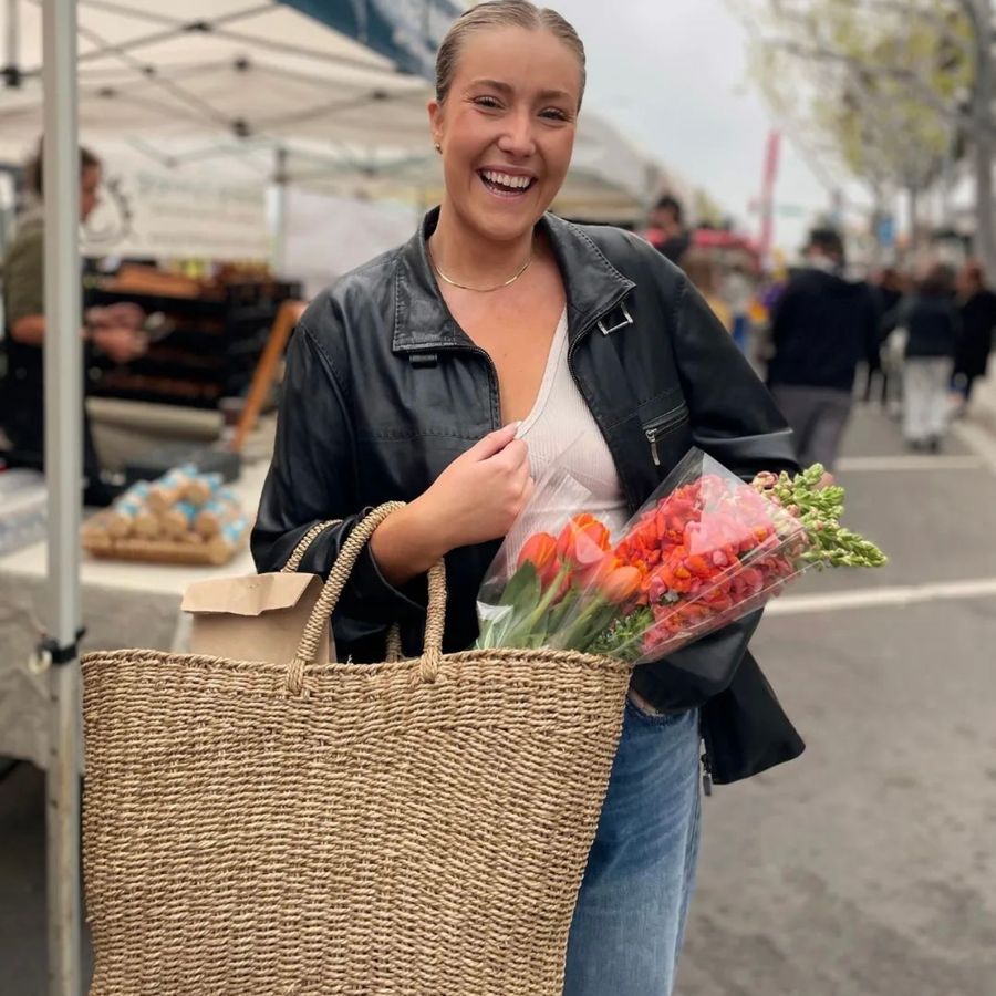 Don’t Forget To BYOB(bag) To The Farmers Market!