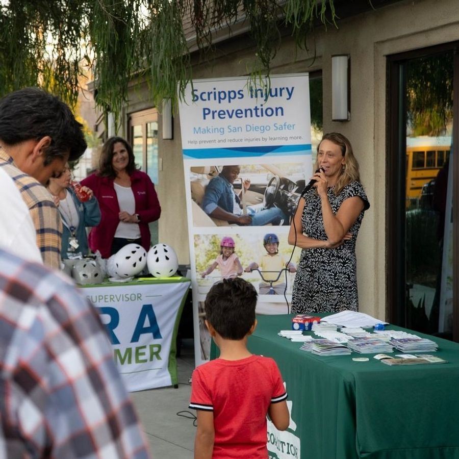 Tonight: Free Helmets and Bicycle Safety for All