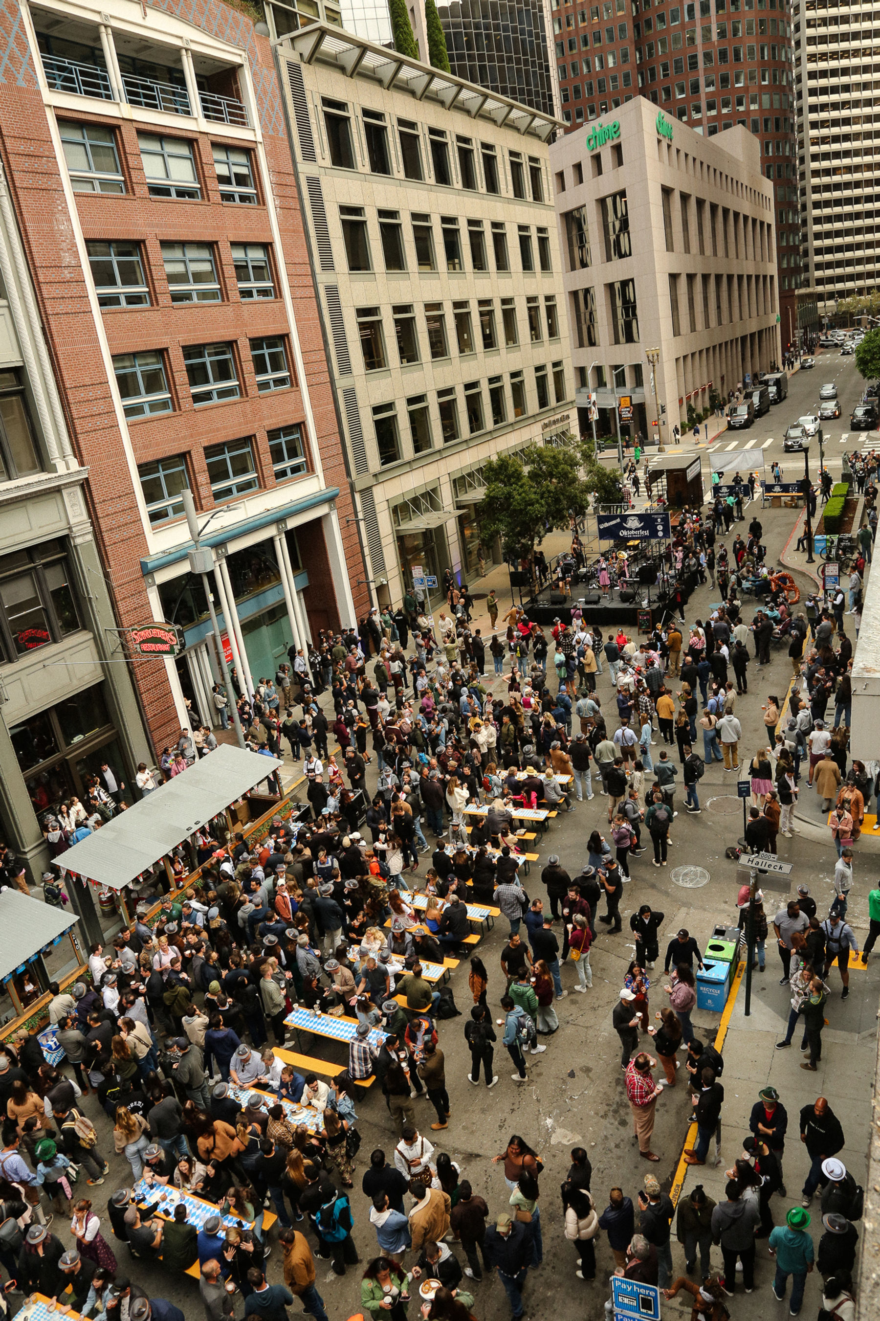 Front Street Entertainment Zone | Downtown San Francisco