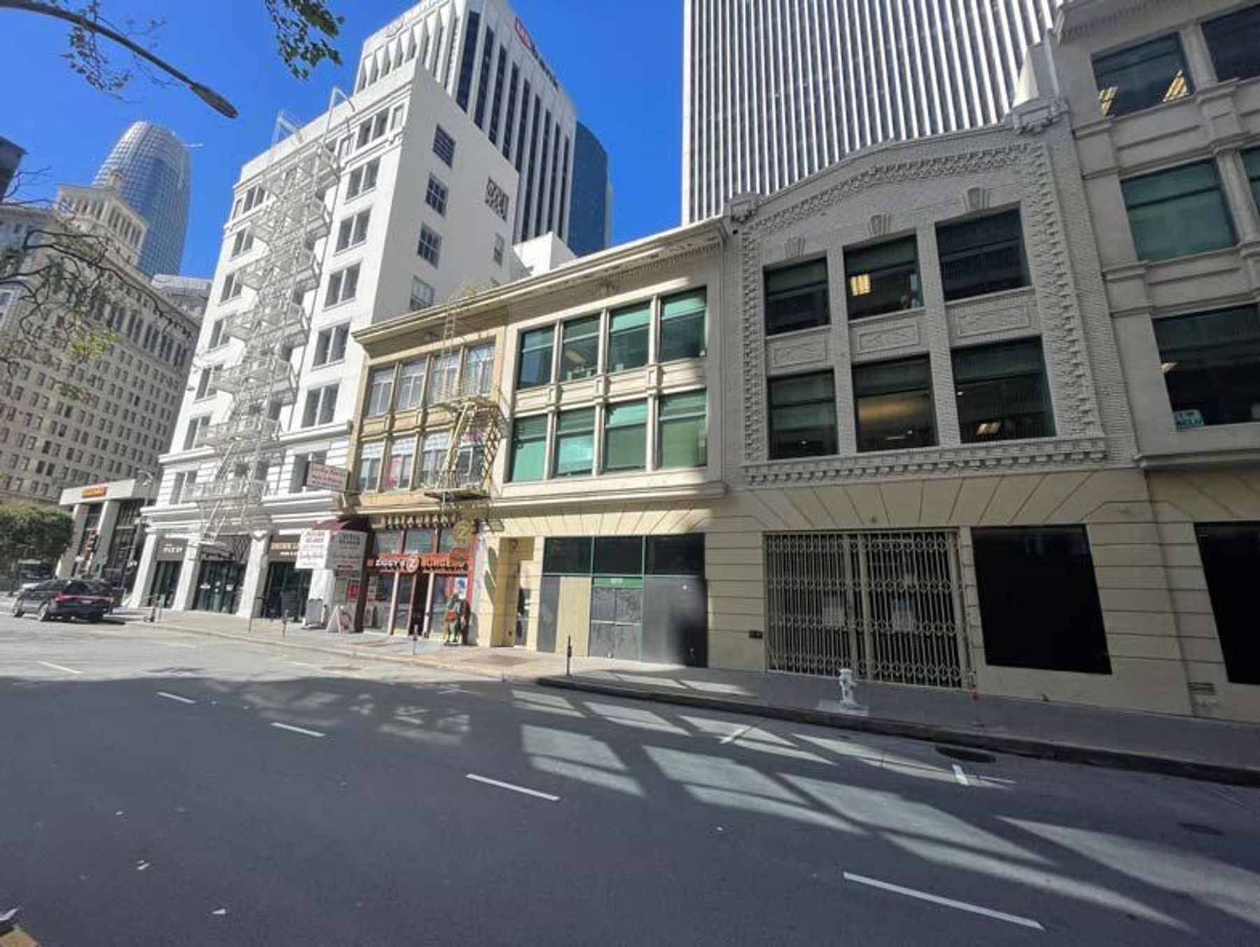 Retail Space for Lease Across from Hyatt Regency | Downtown San Francisco