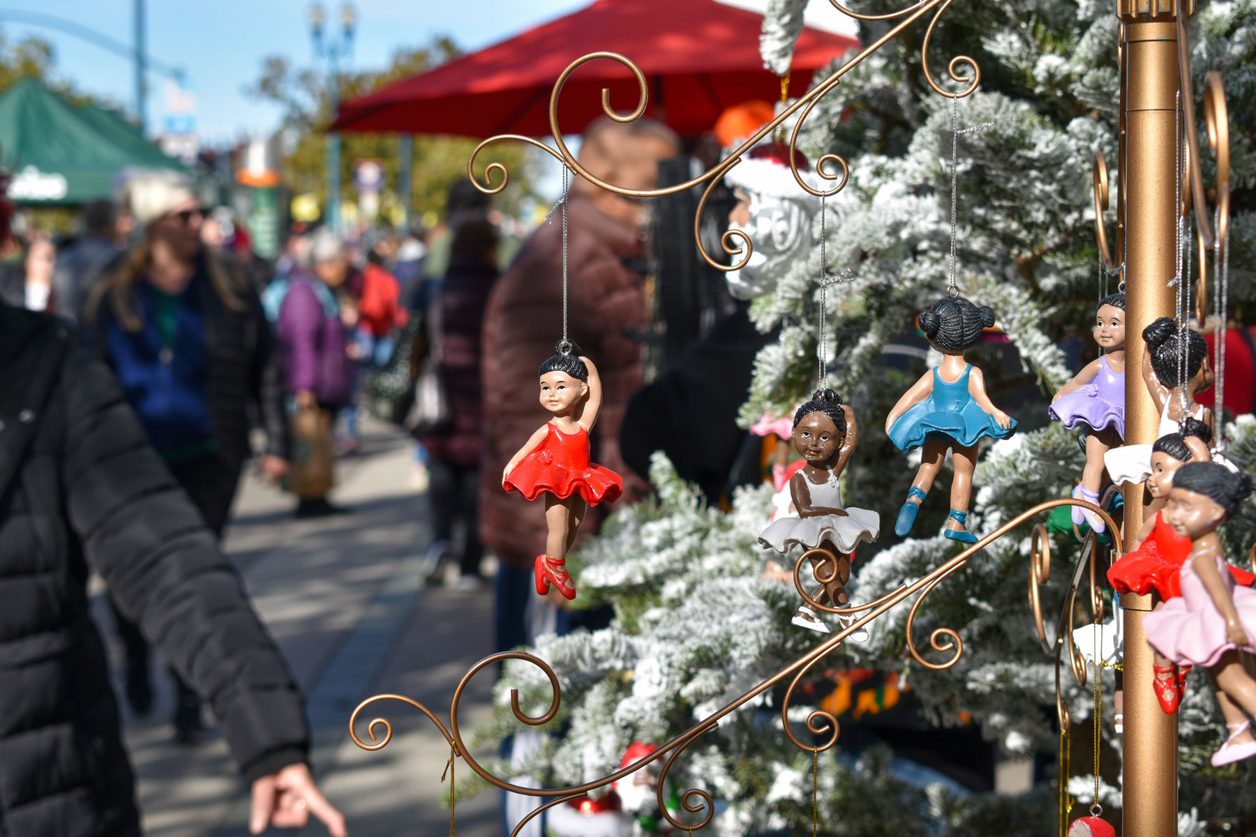 Pop-Ups on the Plaza: Black Holiday Market | Downtown San Francisco