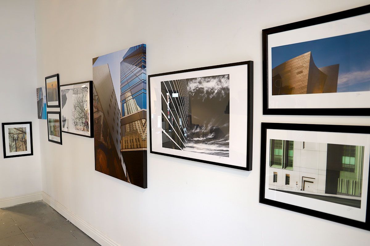 Gallery with photographs