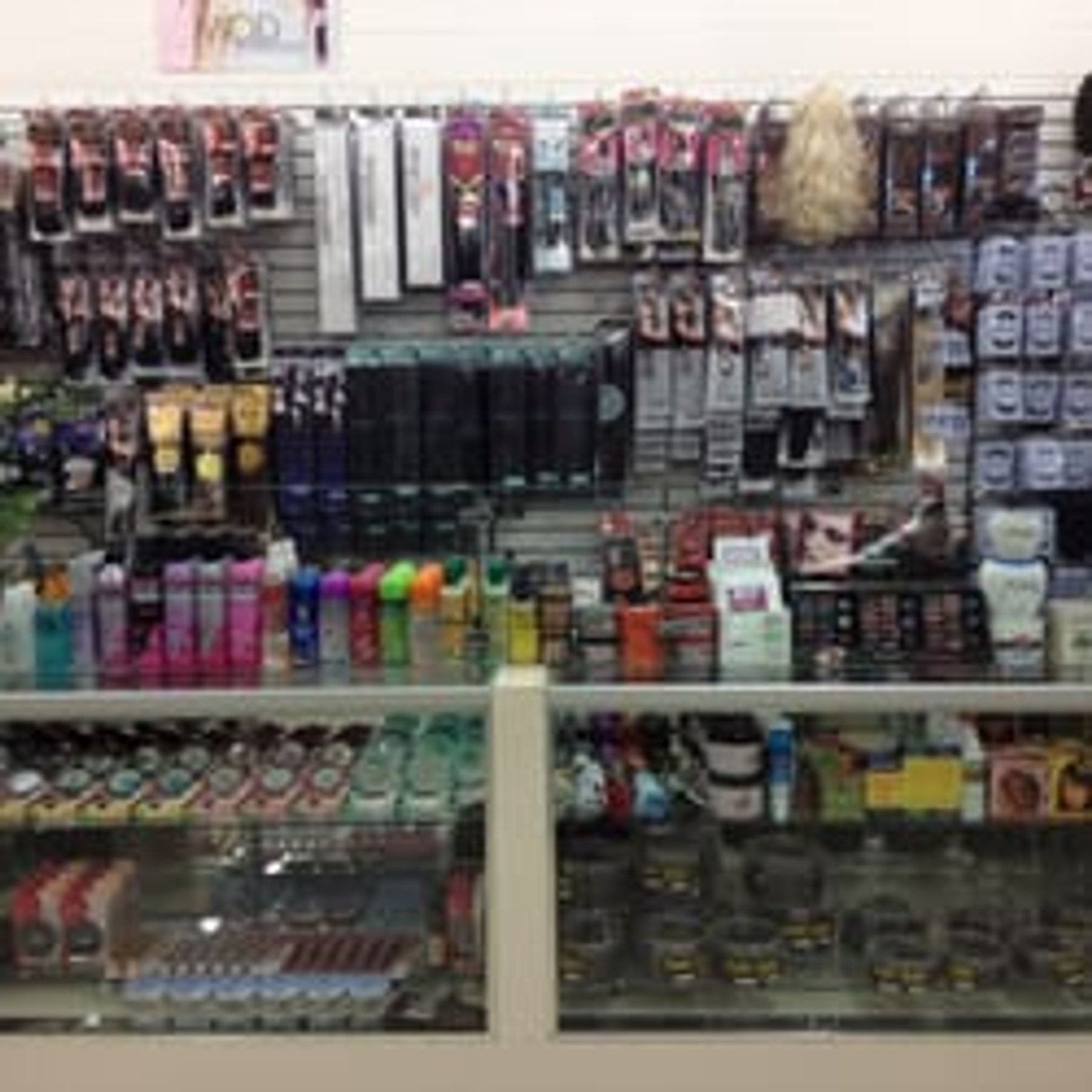 Salon Equipment and Beauty Supply in Tulare