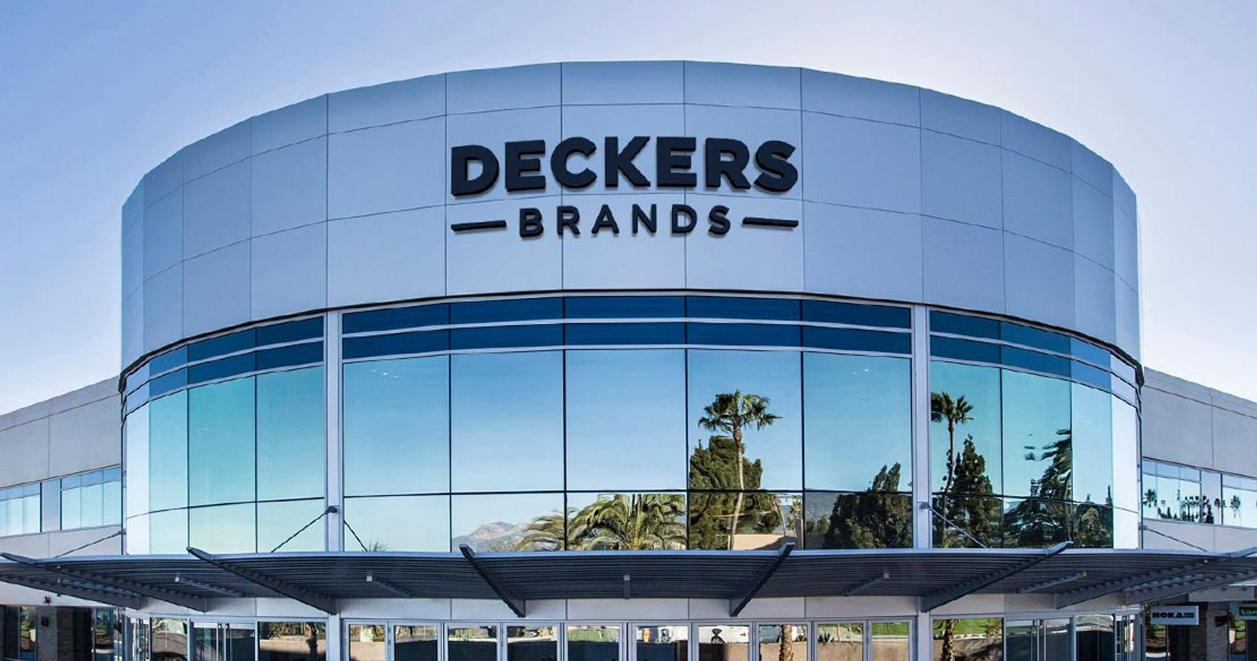 Deckers Brands Warehouse Sale Downtown Santa Barbara, CA