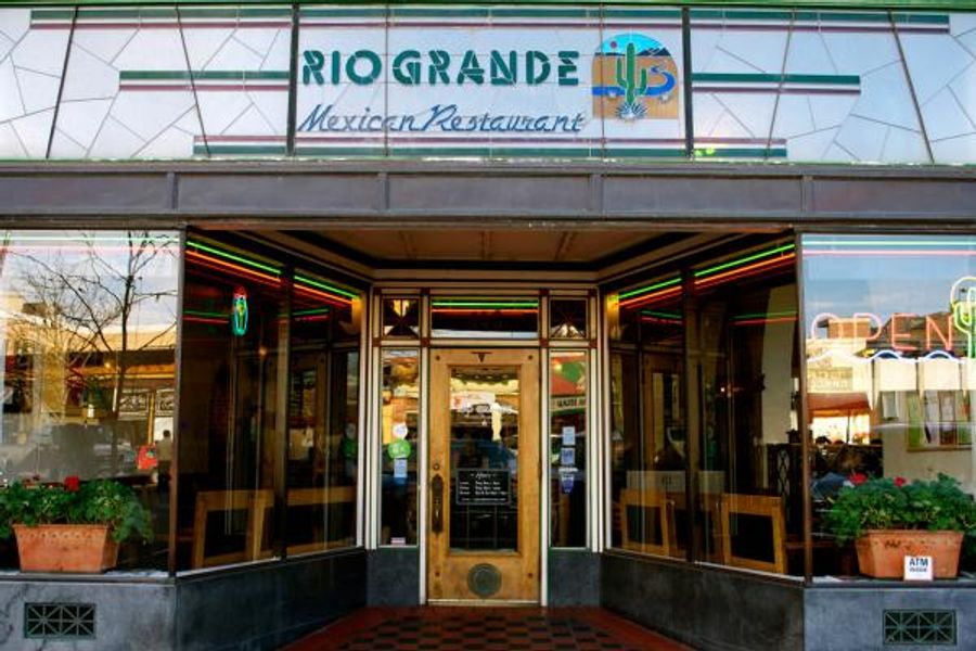 https://img.ctykit.com/cdn/co-fort-collins/images/tr:w-900/rio-grande-storefront-credit-rio-grande.jpg