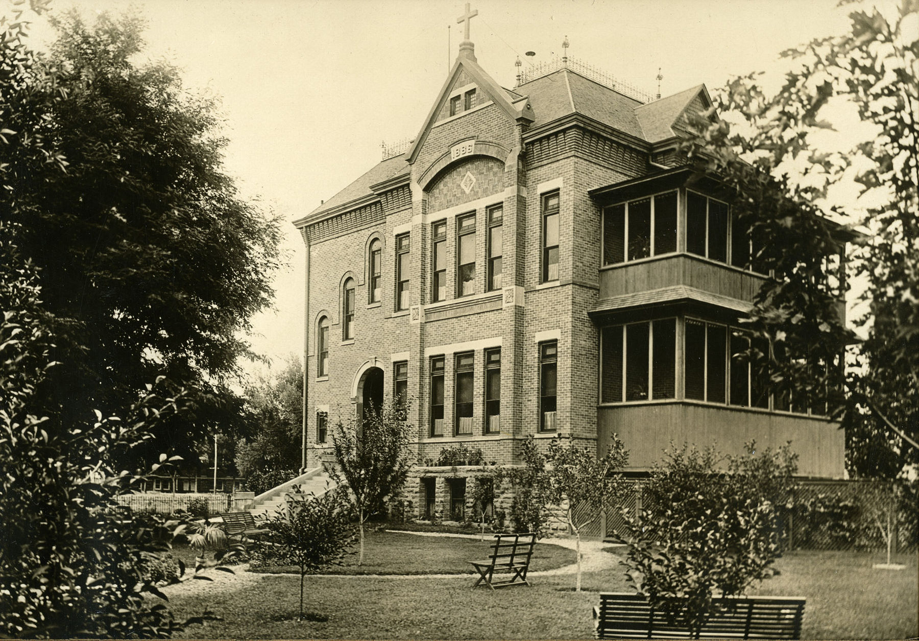 Historic Downtown Walking Tour