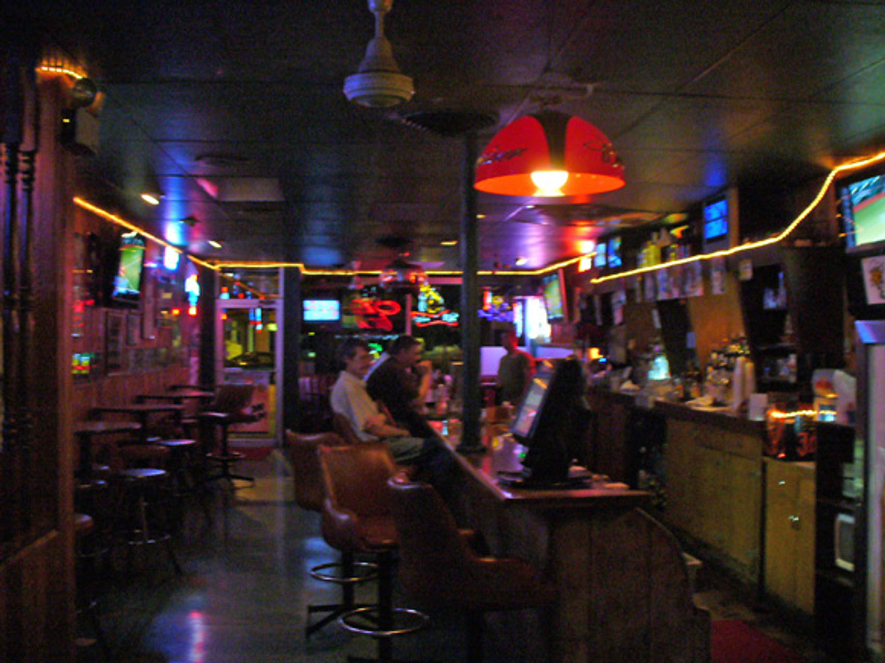 Harry's Wonder Bar | Downtown Lincoln