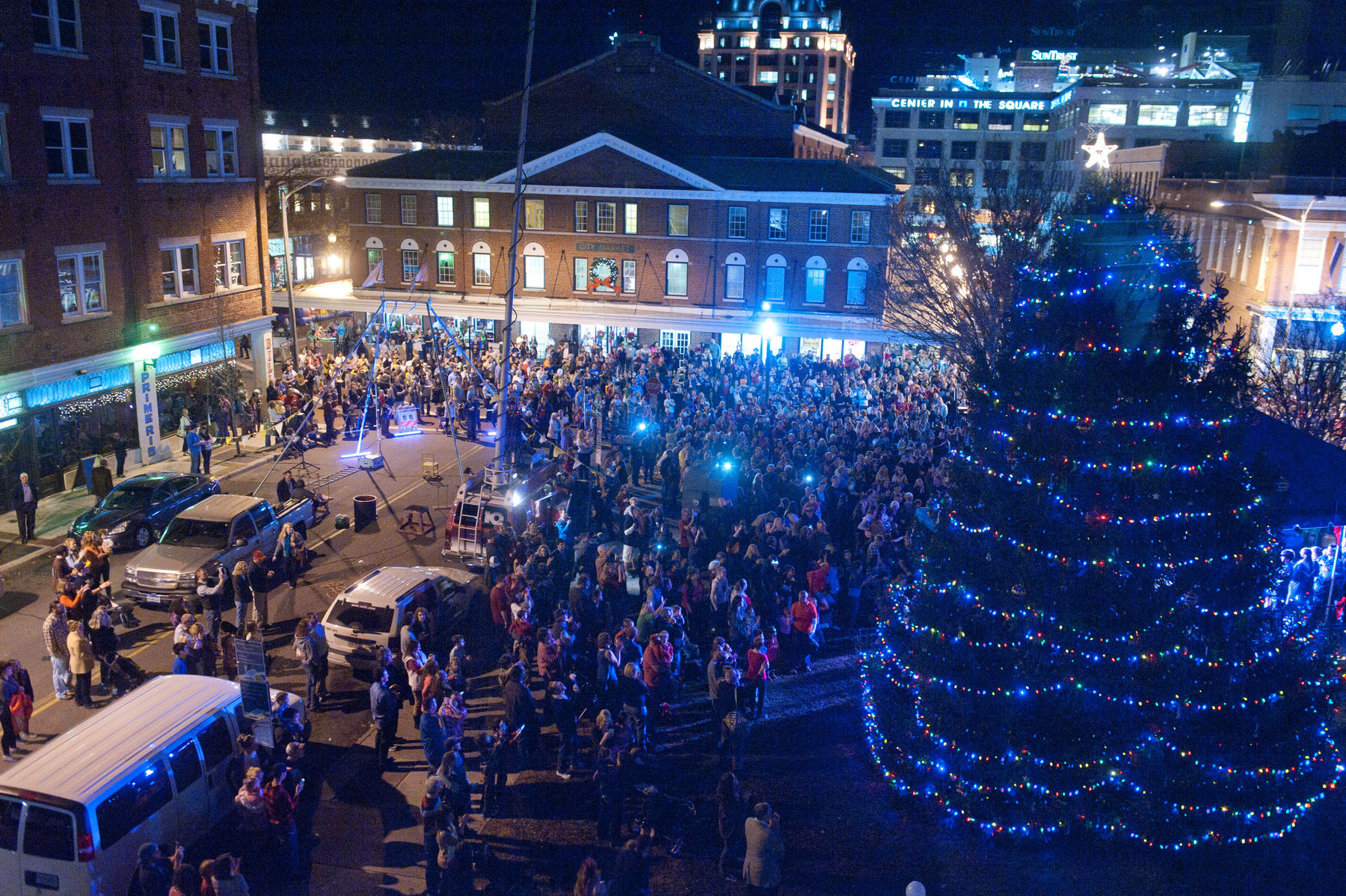 Dickens of a Christmas First Night Downtown Roanoke